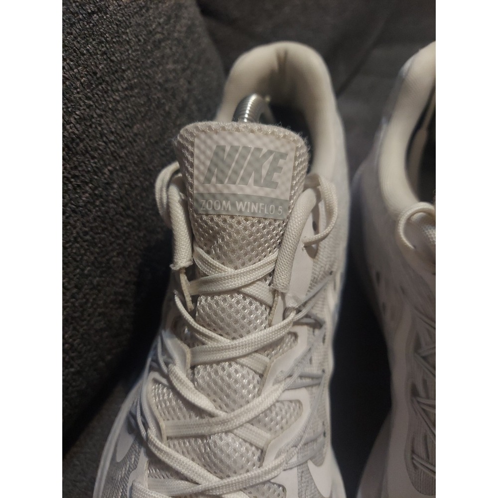 Nike  Zoom Winflo 5 String Running Sneaker White sz 10 Tennis Shoe Walking - Picture 6 of 12
